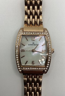 Anne Klein Women display picture 1