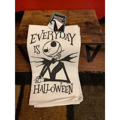 NWT Nightmare Before Christmas Kitchen Hand Towels Everyday Is Halloween Jack 