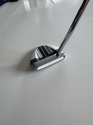 Odyssey Versa Works V-Line Putter 34''
