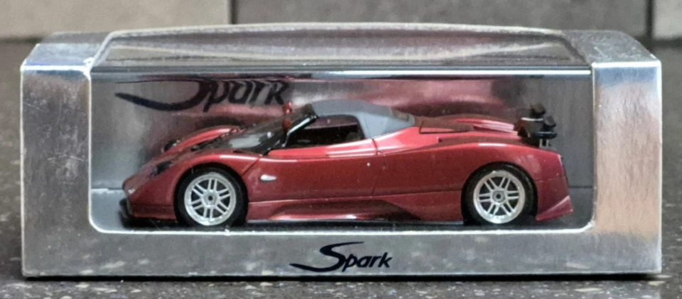 Spark SO197 Pagani Zonda Spyder In Dark Red - Image 2 of 4