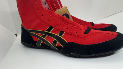 asics Boxing Wrestling Shoes Red and Black Gold 1083A001 NEW EX-EO