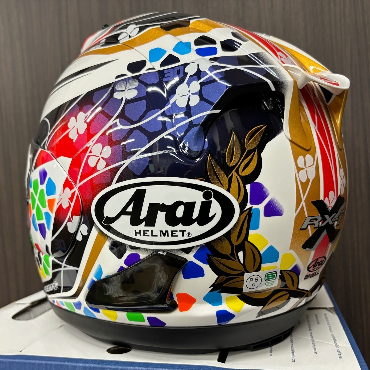 Size:MD】Arai Full face helmet RX-7X NAKAGAMI GP2 Japan Size:MD】Arai Full face helmet RX-7X NAKAGAMI GP2 Japan