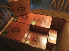 Exquisitos Arturo Fuente Empty Wood Cigar Box (6 x 5.5 x 2.75 Inches) 