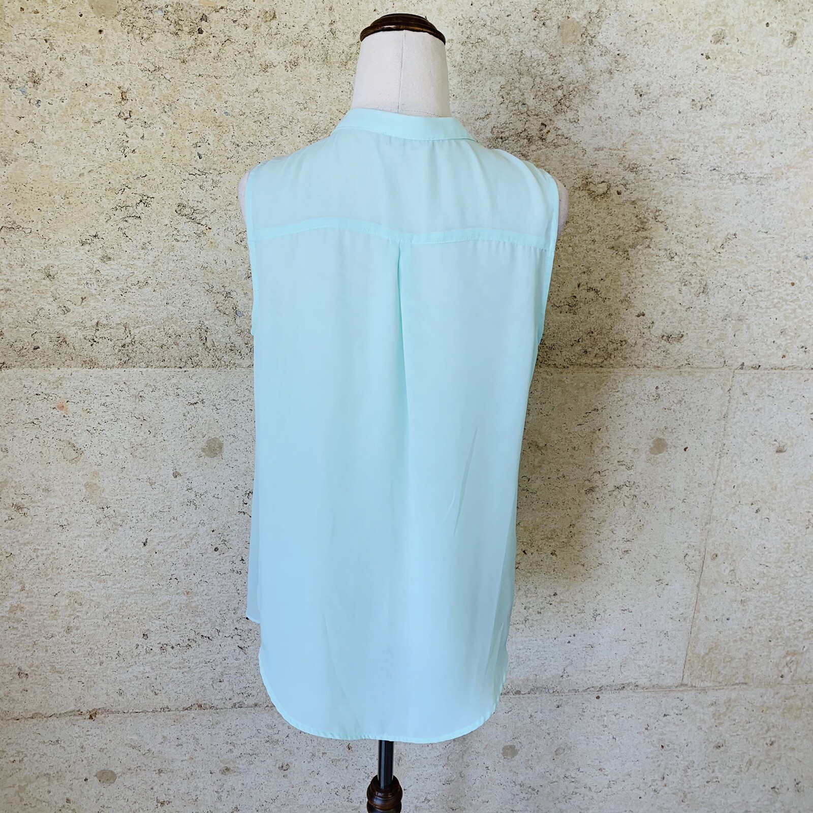 Target Women Mint Green Sleeveless Top/Blouse Sz 12 office/workwear