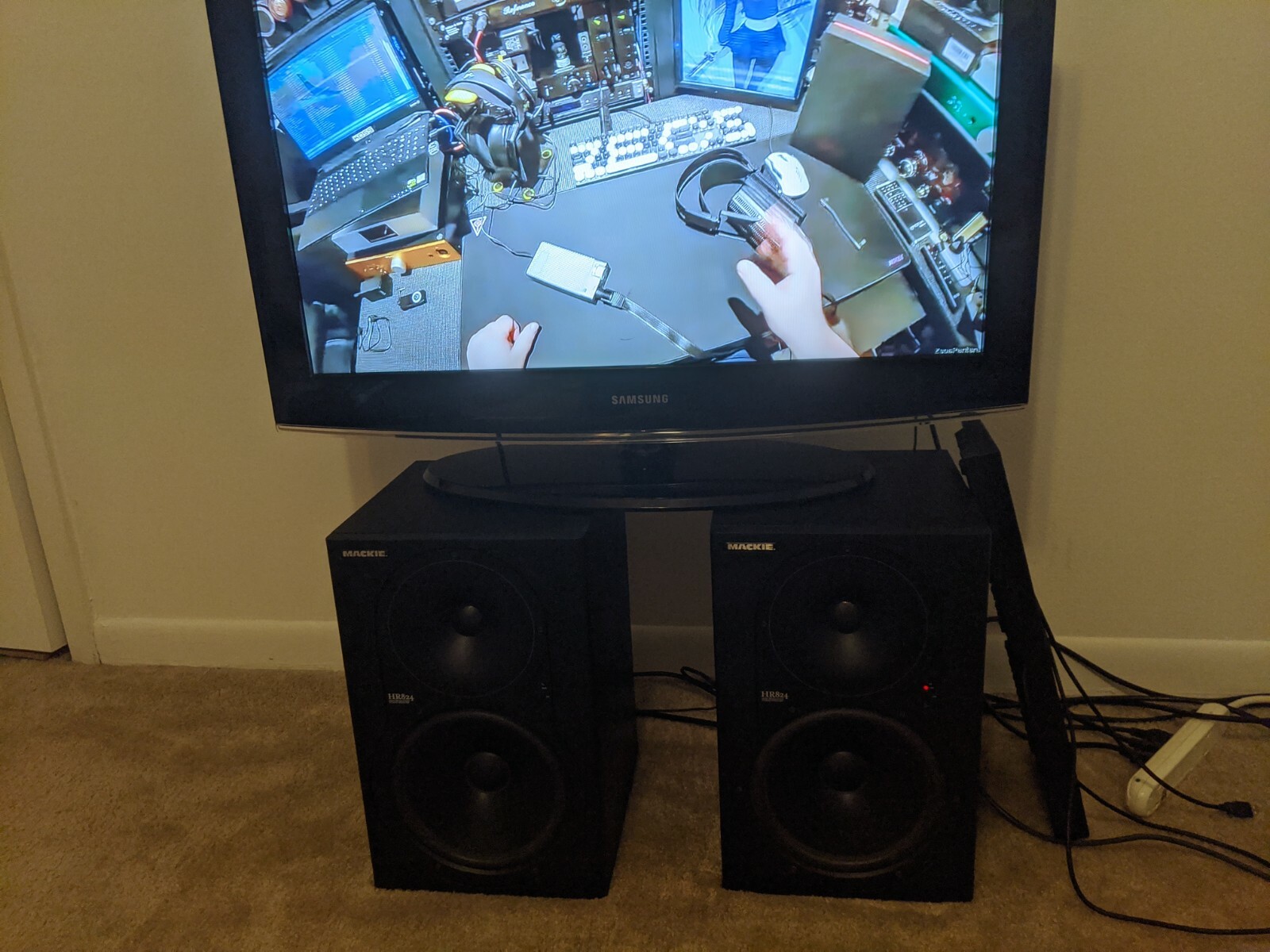 alesis elevate 6 active