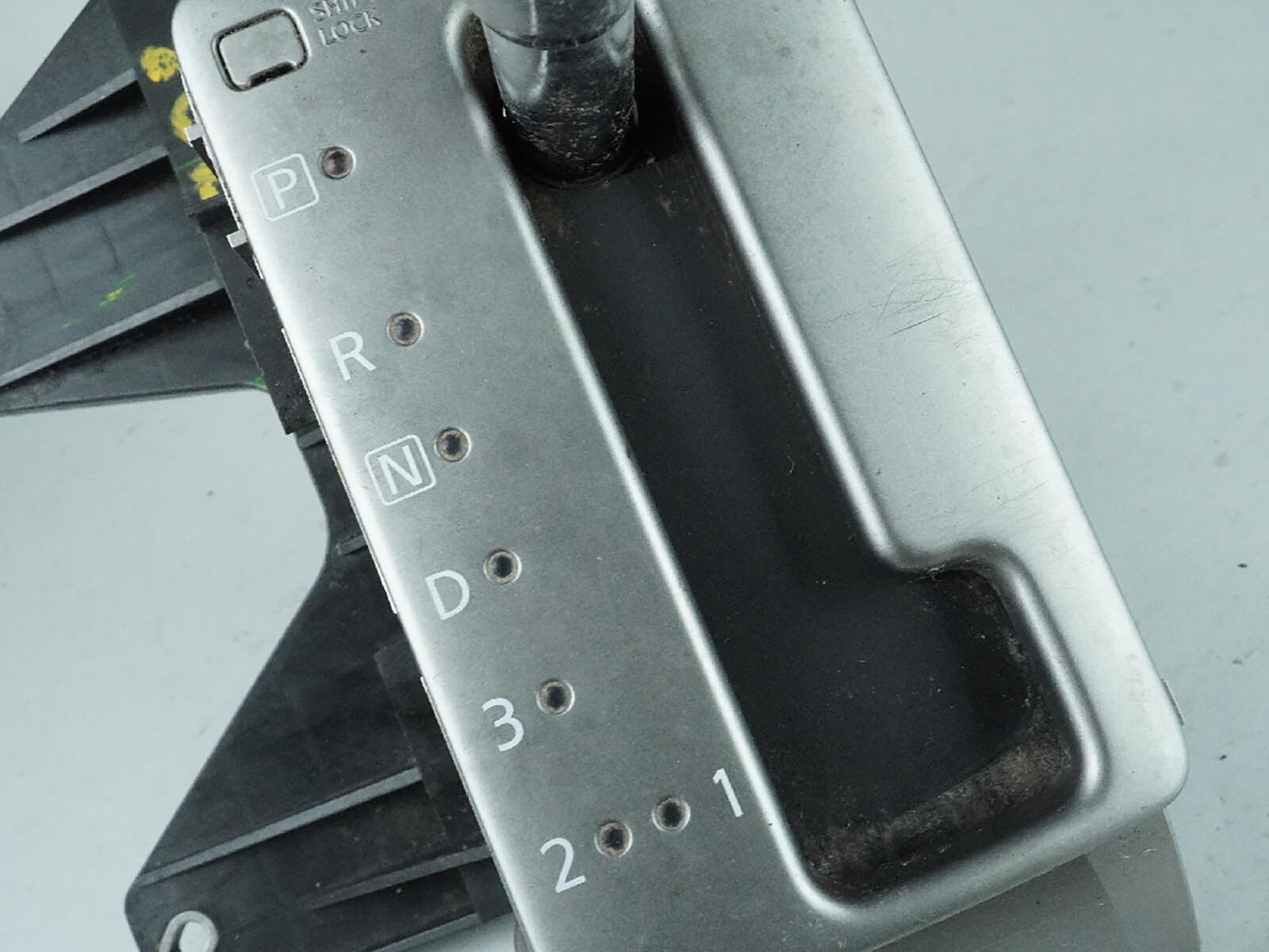 2007 Nissan Pathfinder Floor Gear Shifter Selector Automatic Transmission Oem eBay