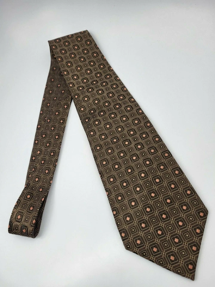 Corbata de seda Club Room marrón rosa geométrica para hombre ancha 58 x 3,75 Foto 2 de 4