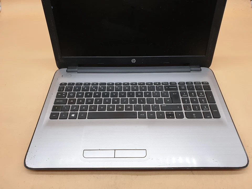 HP 250  G5  15.6"  INTEL CORE i7-6500U 2.5GHZ BIOS BOOT ,READ,SL33 - Image 2 of 4
