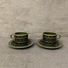 Vintage grüne Hornsea Erbstück Tassen und Untertassen x 2 70er Jahre Retro