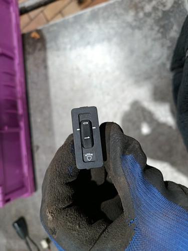 BMW Z3 Schalter Scheinwerferhöhenverstellung LWR Leuchtweitenregulierung 8363640