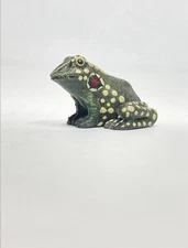 Vintage Land And Sea Collectibles Mini Frog Figure 1993
