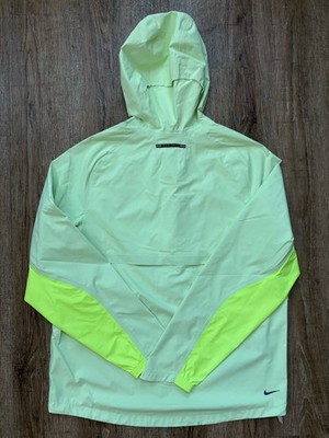 Nike Cosmic Peaks Storm-Fit ADV Running Jacket Barely Volt Sz