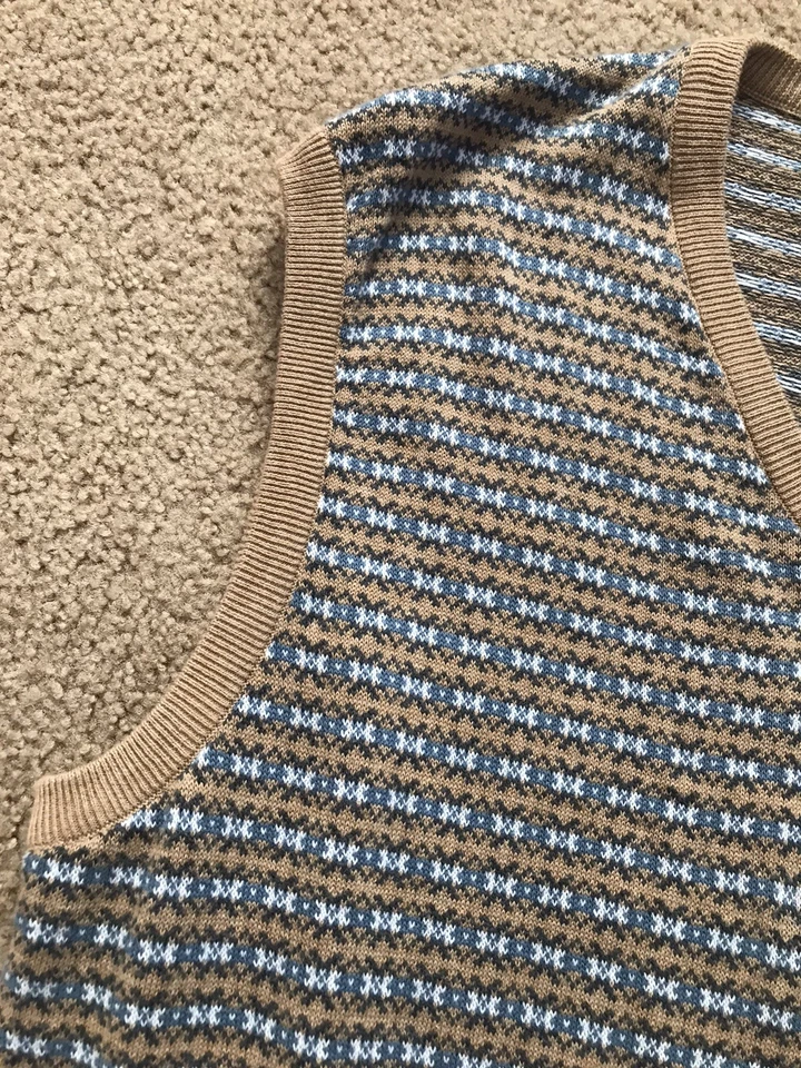 Chaleco Suéter Lyle & Scott Para Hombre XL Sin Mangas Algodón Peinado Terroso Azteca EXCELENTE Foto 4 de 4