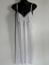 Vassarette Vintage White Slip Size 38/7.5 Silky Nylon Lace Adjustable Straps