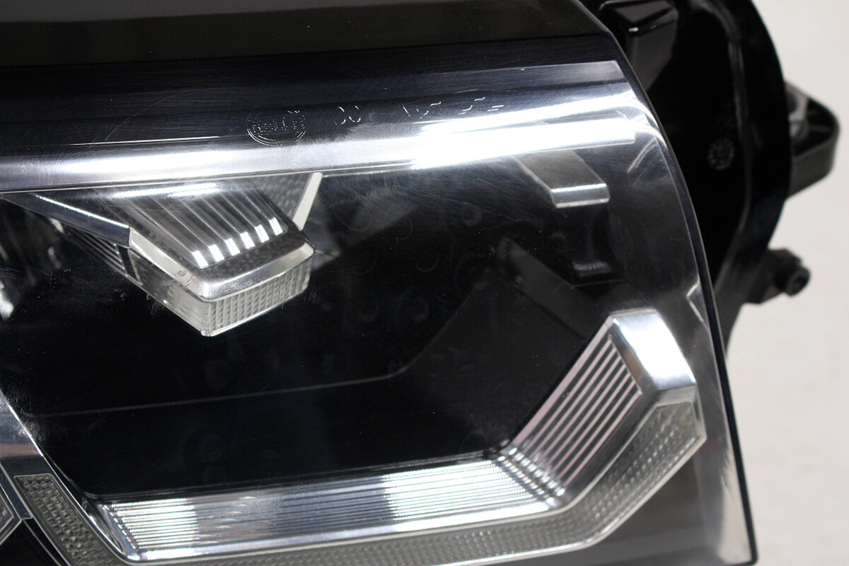 OEM Right Passenger Side LED Headlamp For Volkswagen Atlas 3CN-941 