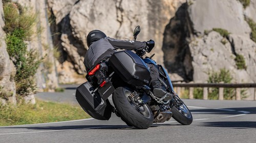 Yamaha Tracer 9 GT+ Y-AMT, 2025, Icon Performance Motorcycle. - Picture 7 of 9