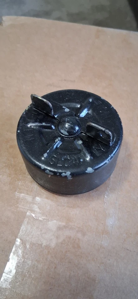 Chevy Pontiac Olds Buick SS Z28 GTO 442 1971-74 Stant tapa de gasolina GM Foto 2 de 4