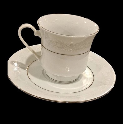 Crown Ming Fine China Jian Shiang Royal Palm ~ Tea / Coffee Cup & 6'' Saucer ~
