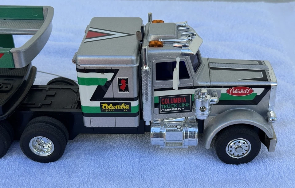Radio Elecon Vintage RC Peterbilt Truck With Box - Works & Near Mint Condition - Image 2 of 4