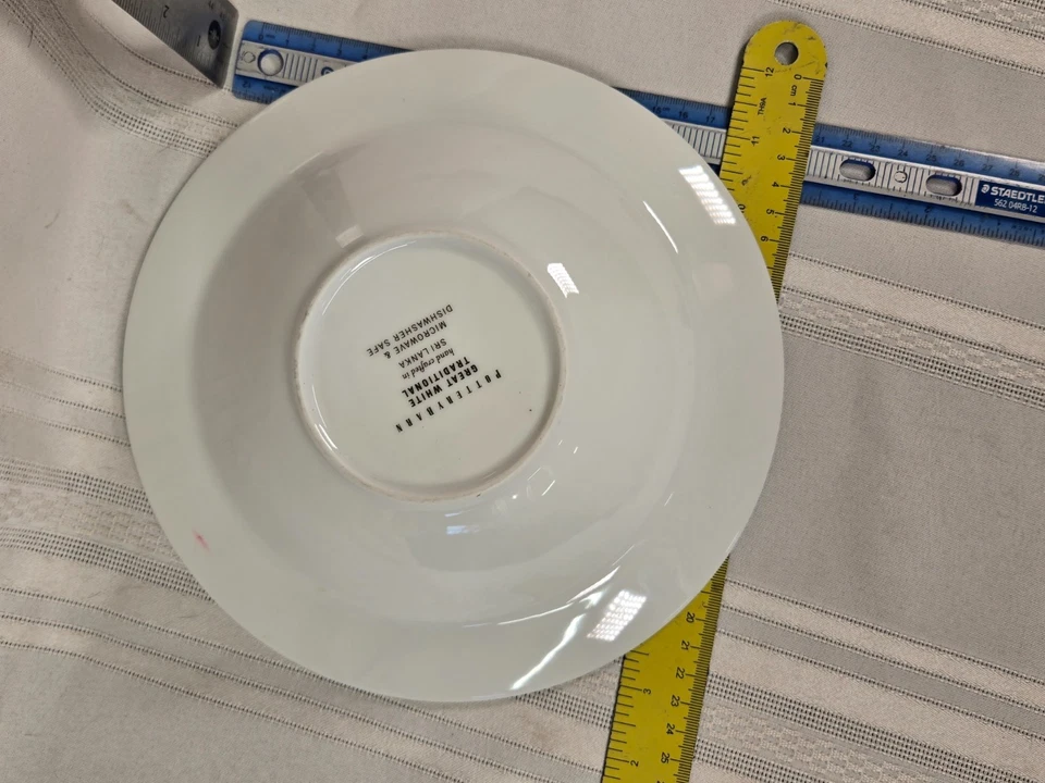 "Cuenco de sopa Pottery Barn con borde gran blanco tradicional 9 3/8"" Sri Lanka" Foto 4 de 4