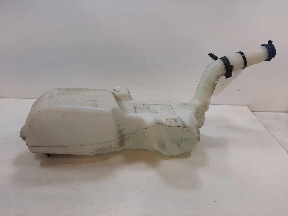 FIAT Panda Dynamic 2007 Washer Bottle & Motor - Image 3 of 4