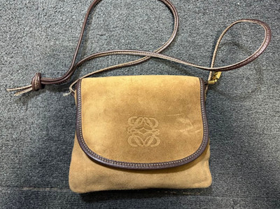 LOEWE Shoulder Bag Suede Brown Camel Anagram Gold Authentic