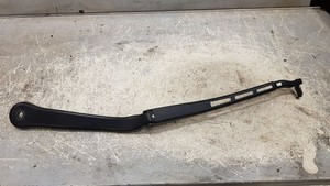 Scheibenwischerarm Wischerarm Vorne Links BMW E90 / E91/ 320d DPF Touring
