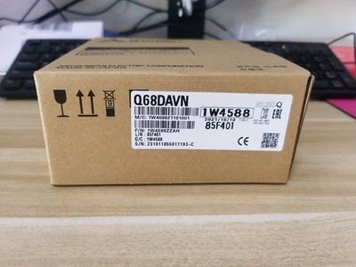 1PCS   Q68DAVN PLC IN BOX -NEW *hu