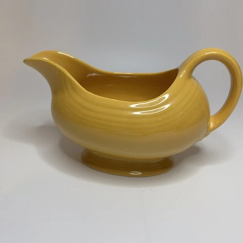 Vintage Fiesta Ware Marigold Gravy /Sauce Boat Spout Handle Footed 8 Inch Long