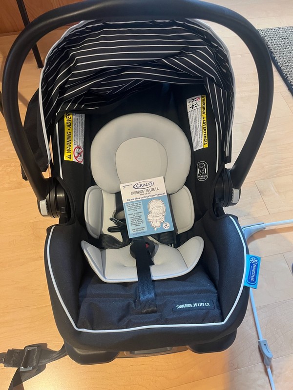 Complete Infant Set Up Graco Car Seats, Bassinet, Swing Etc.  Value Over $800