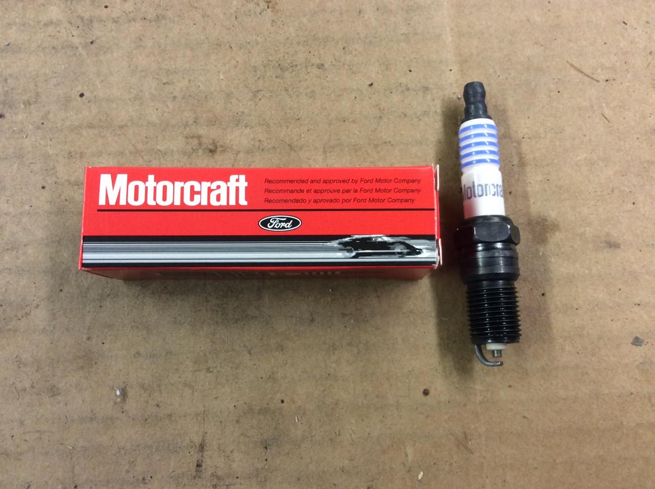 New OEM Factroy Ford Motorcraft Spark Plug AGSF52C