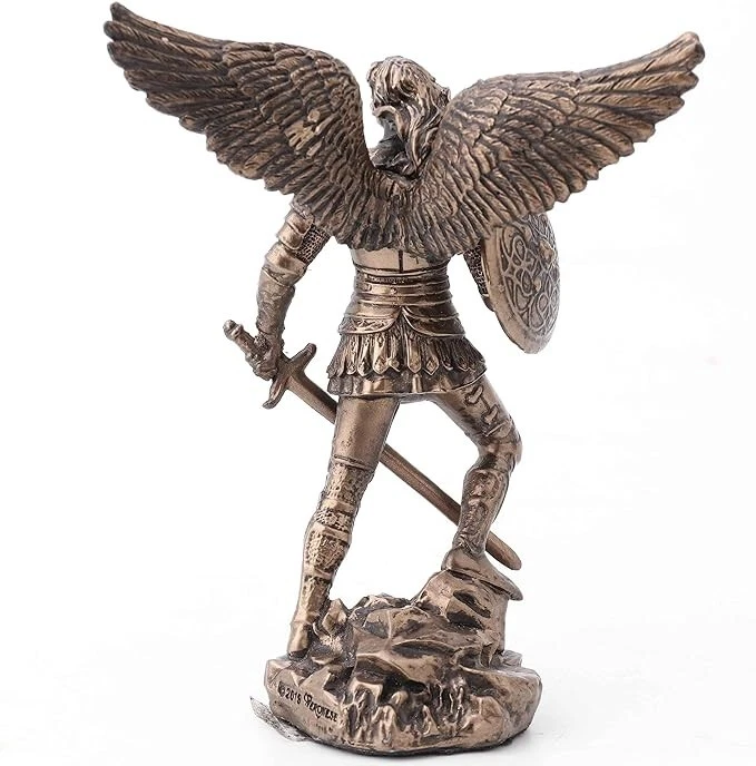 Estatua de poliestireno Arcángel San Miguel Foto 3 de 4