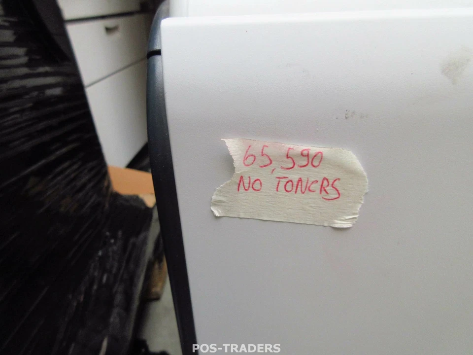 HP CP3525n A4 Colour Laser Printer CC469A 30ppm USB LAN 65,590 PRINTS - Bild 3 von 4