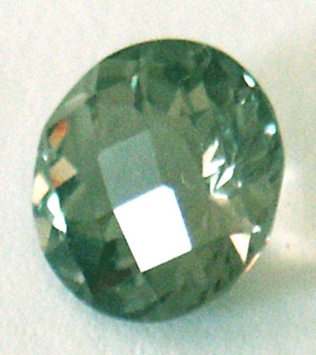 A pair of 5.5 mm Fancy Checkerboard Round brillant cut green Created Spinel - Picture 2 of 2