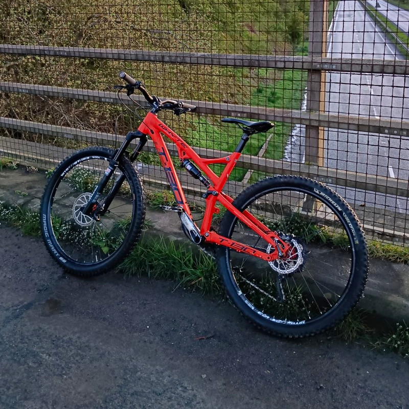 Whyte T130s Full Suspension Mountain Bike