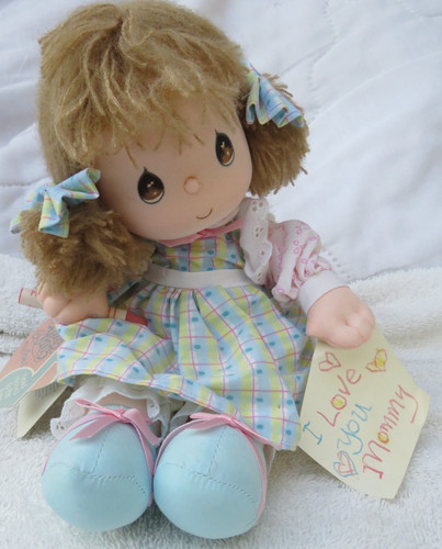 Precious Moments Musical Doll #5606 "Merrie" by Applause 1986 Music/Motion