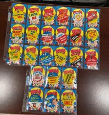 1965 TOPPS WISE GUY PINS FULL SET WITH WRAPPERS, LOT OF 24