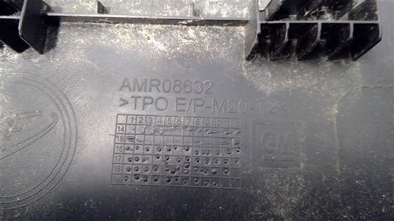 2016-2024 CHEVY MALIBU RIGHT PASSENGER B PILLAR LOWER TRIM COVER PANEL 23407804