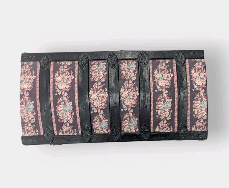 Victorian Dome Top Trunk Lady's Travel Cabin Hand‑Riveted Medium 26" X12 X 14" - Image 3 of 4