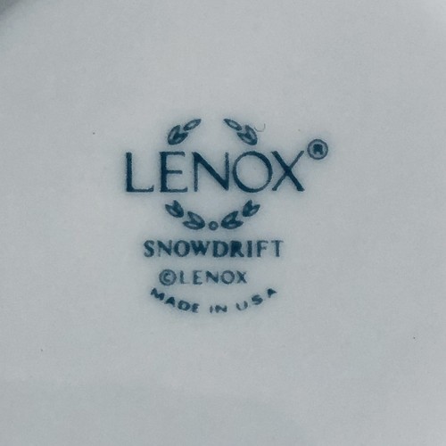 Set of 4 Lenox SNOWDRIFT White Coffe Cups And Saucers Made in USA EUC - Picture 8 of 13