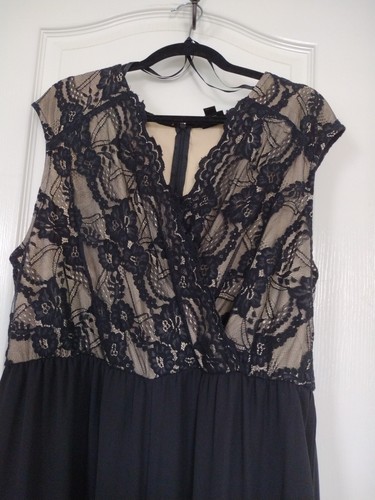 WORTHINGTON Black Formal Lace Jumpsuit Size 18W Hidden zip Wide & Lined Leg Pant - Picture 9 of 11