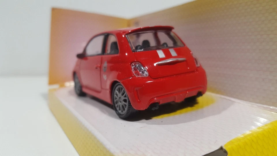 MONDO MOTORS 3 MODELLINI AUTO SCALA 1:43 -ABARTH 500,FIAT 695TRIB.FERRARI,STRADA - Immagine 4 di 4