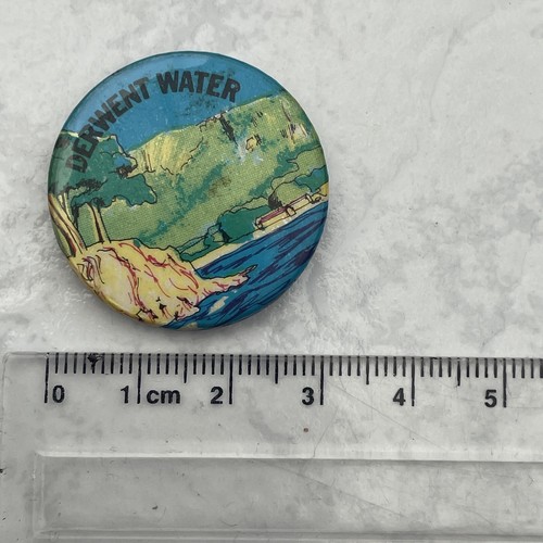Vintage Badge DERWENT WATER Keswick Lake District Pin Button Badge - Picture 3 of 3