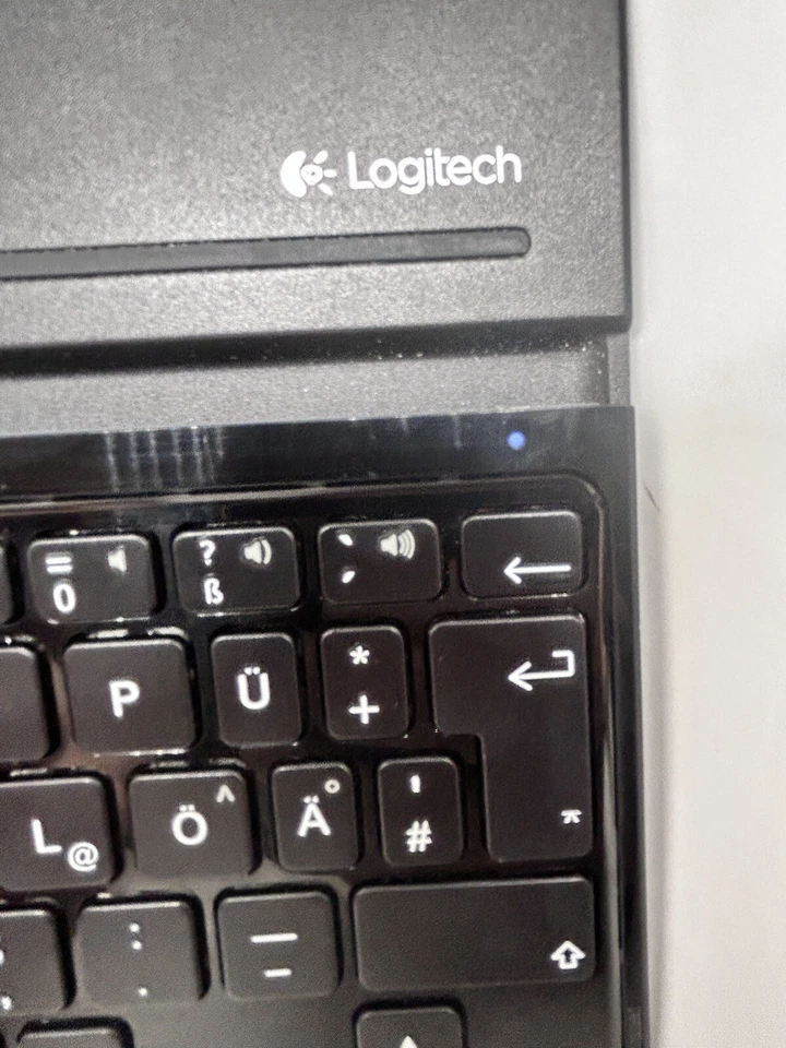 Logitech Bluetooth Tastatur Hülle Für iPad - Bild 2 von 4