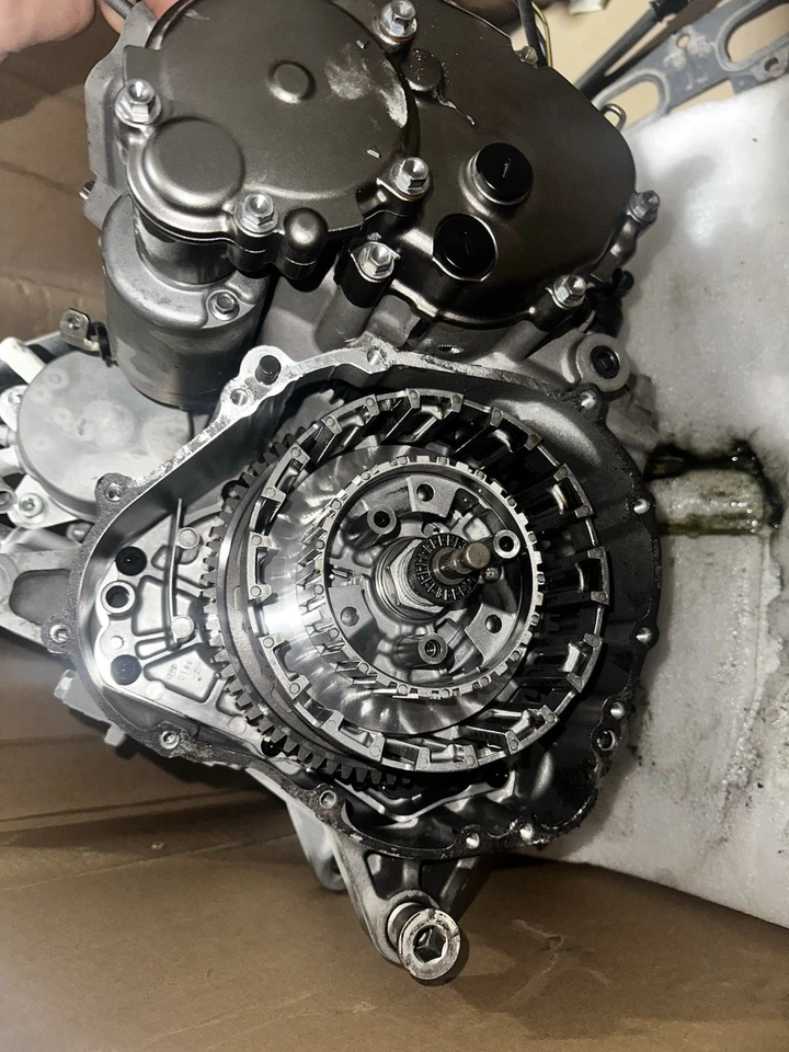 Kawasaki Ninja Zx6r 2013 motor de bloque corto. 8.300 millas originales. Foto 3 de 4