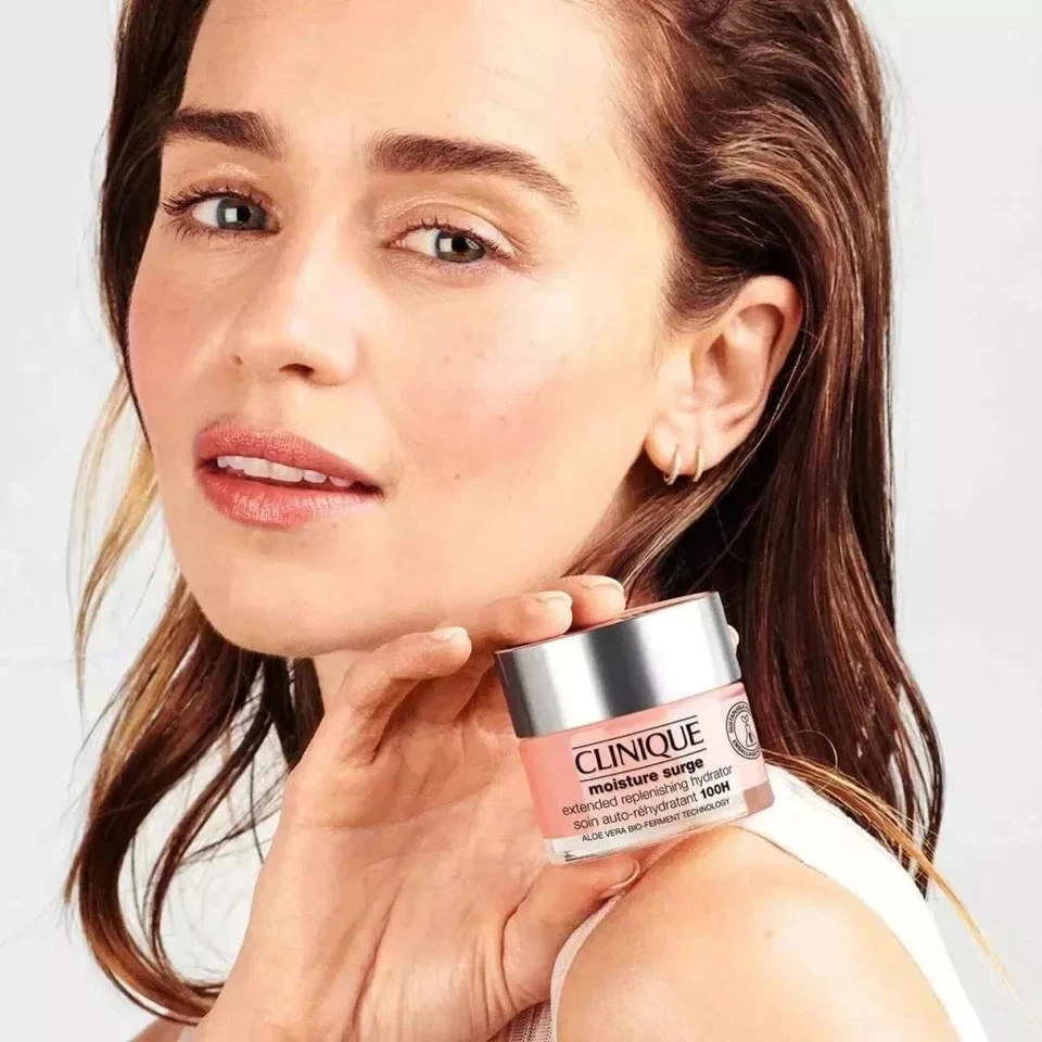 Hidratante reponedor automático Clinique Moisture Surge 100H 125 ml/4,2 oz (PAQUETE DE 2) Foto 2 de 4
