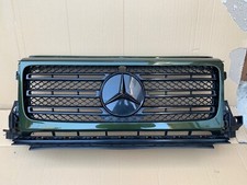 Mercedes Benz G-Klasse W463 Facelift Kühlergrill Grill A4638880400 Olive Green