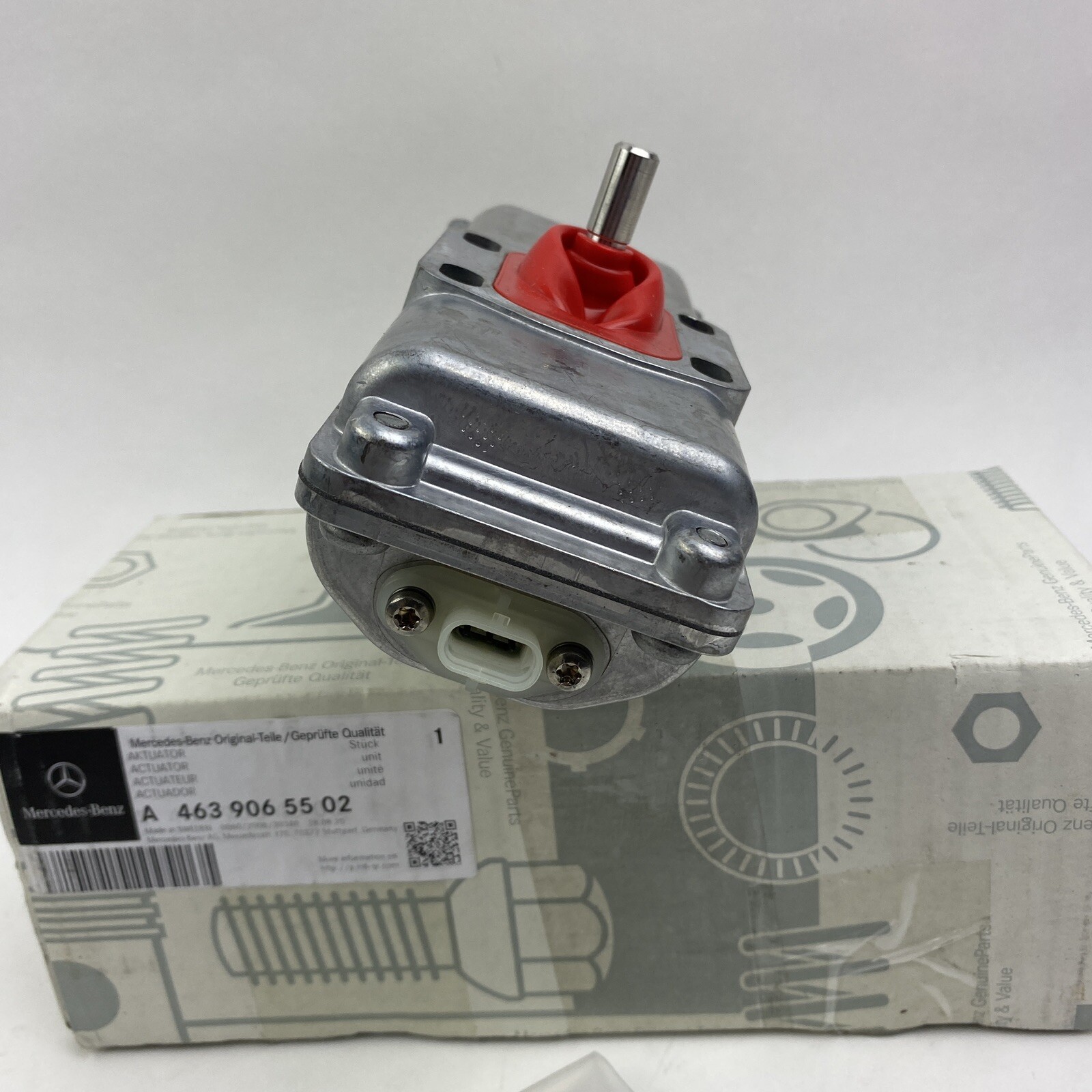 Genuine Mercedes-Benz OEM Differential Lock Actuator 463-906-55-02 