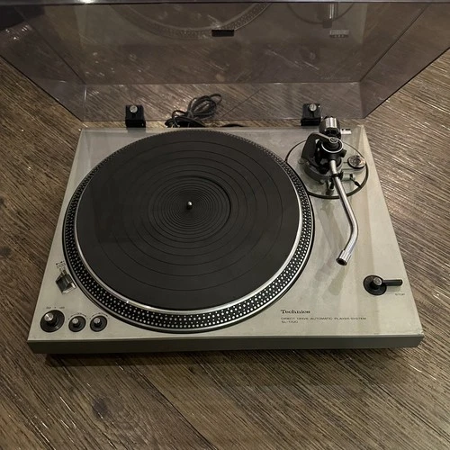 Technics SL-1700 Direct Drive Turntable Fully Tested Working