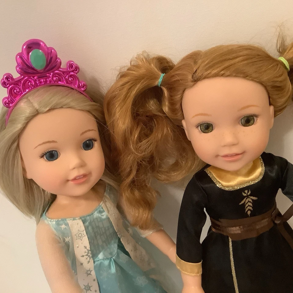 American Girl Dolls, WellieWishers Willa & Camille,Disney Frozen Dress + Pajamas - Image 4 of 4